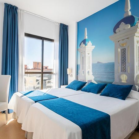 Hotel Avenida Бенидорм Екстериор снимка