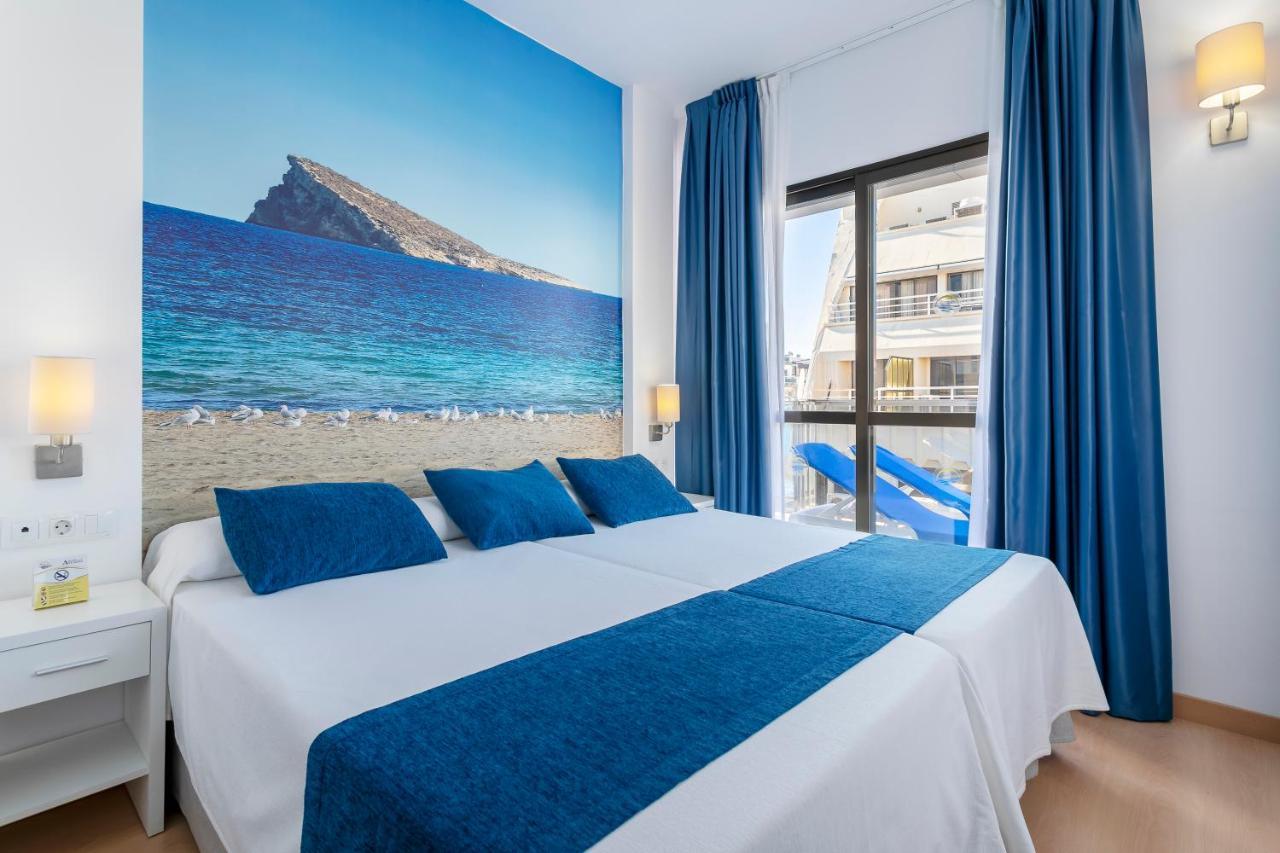 Hotel Avenida Бенидорм Екстериор снимка