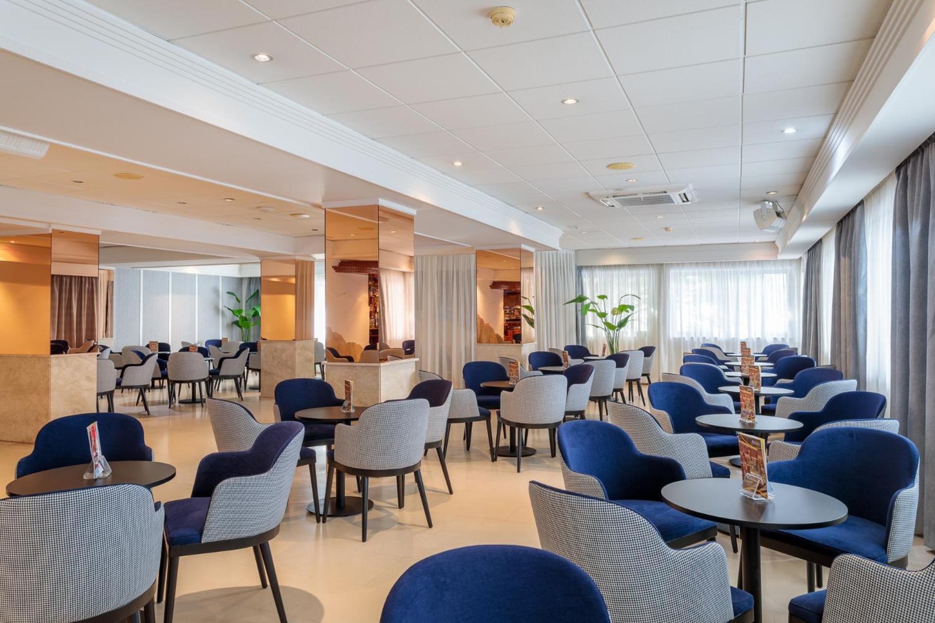 Hotel Avenida Бенидорм Екстериор снимка