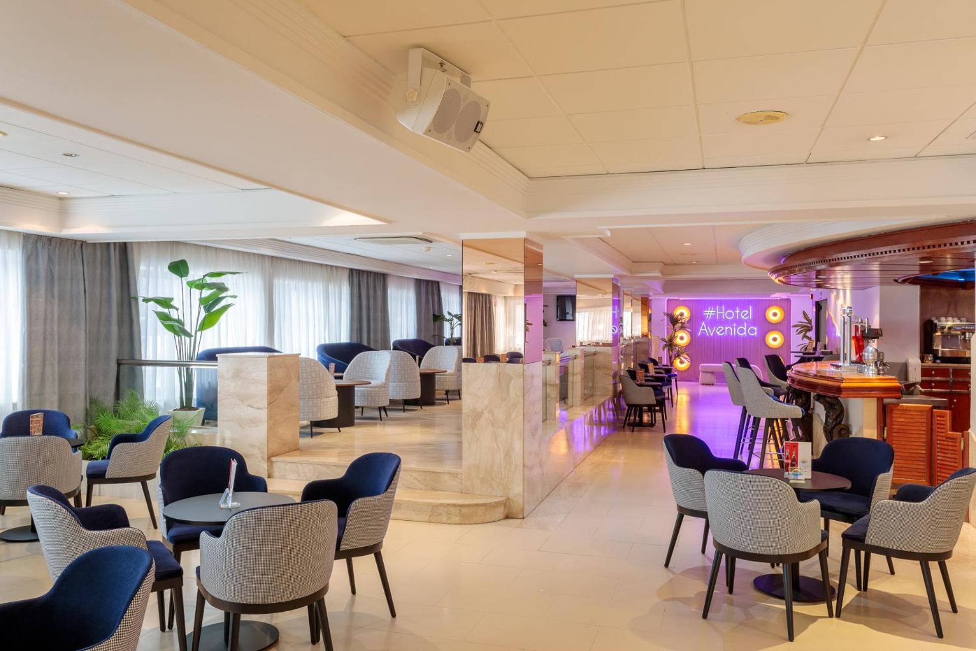 Hotel Avenida Бенидорм Екстериор снимка