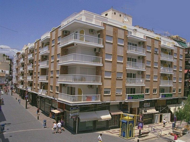 Hotel Avenida Бенидорм Екстериор снимка