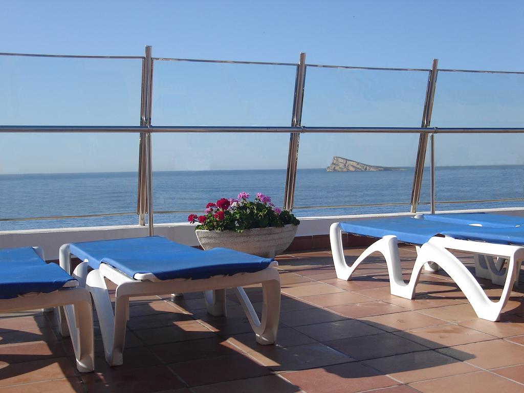 Hotel Avenida Бенидорм Екстериор снимка